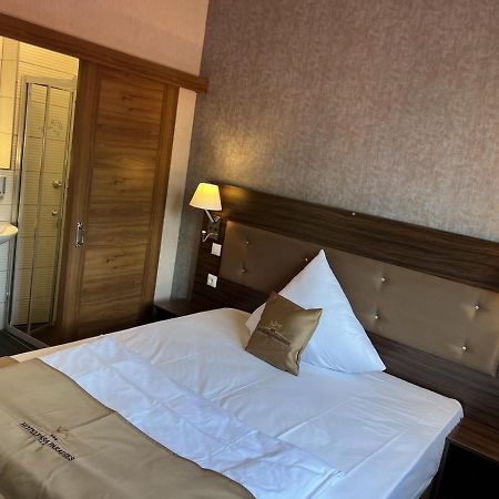 Hotel Pasa Paradies Kostenlose Parkplaetze Hanau Екстер'єр фото