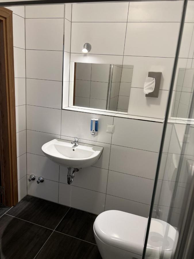 Hotel Pasa Paradies Kostenlose Parkplaetze Hanau Екстер'єр фото