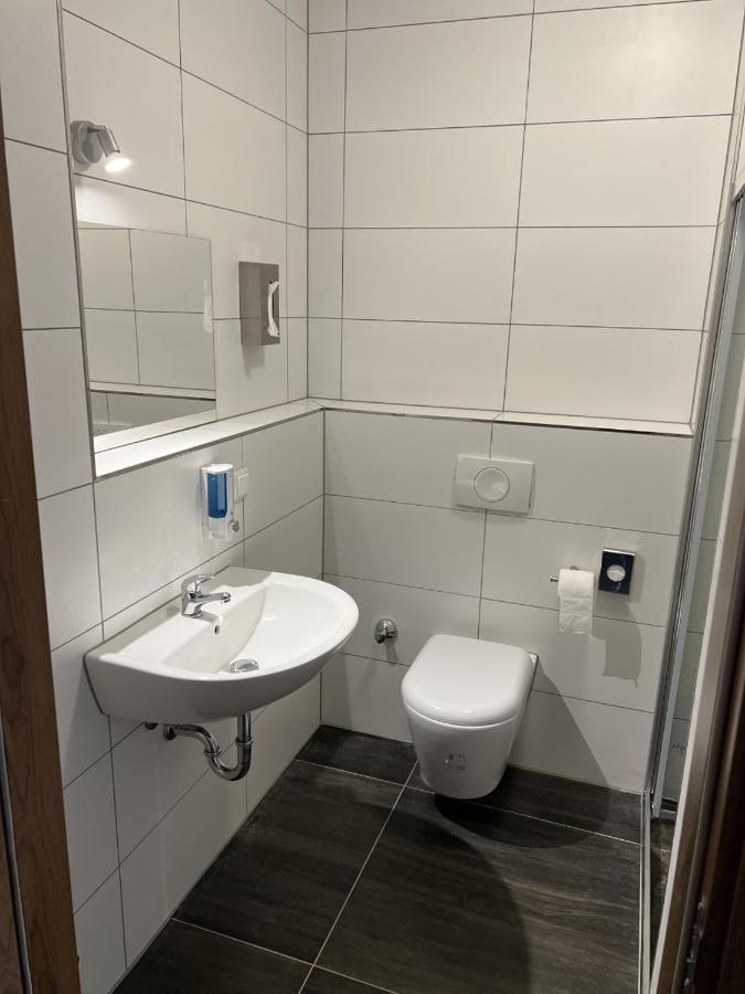 Hotel Pasa Paradies Kostenlose Parkplaetze Hanau Екстер'єр фото