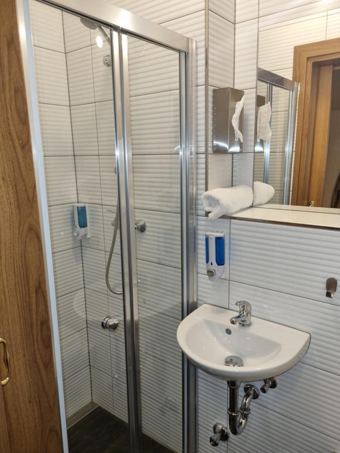 Hotel Pasa Paradies Kostenlose Parkplaetze Hanau Екстер'єр фото